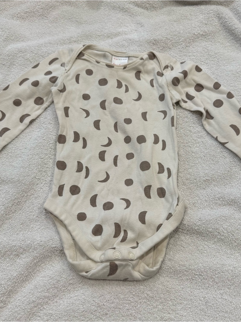 Hanna Andersson Cream Bodysuit Brown Moon Print 12-18m 100% Organic Cotton